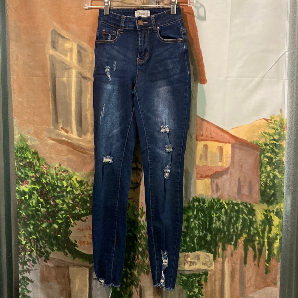 Bamboo distressed skinny jeans